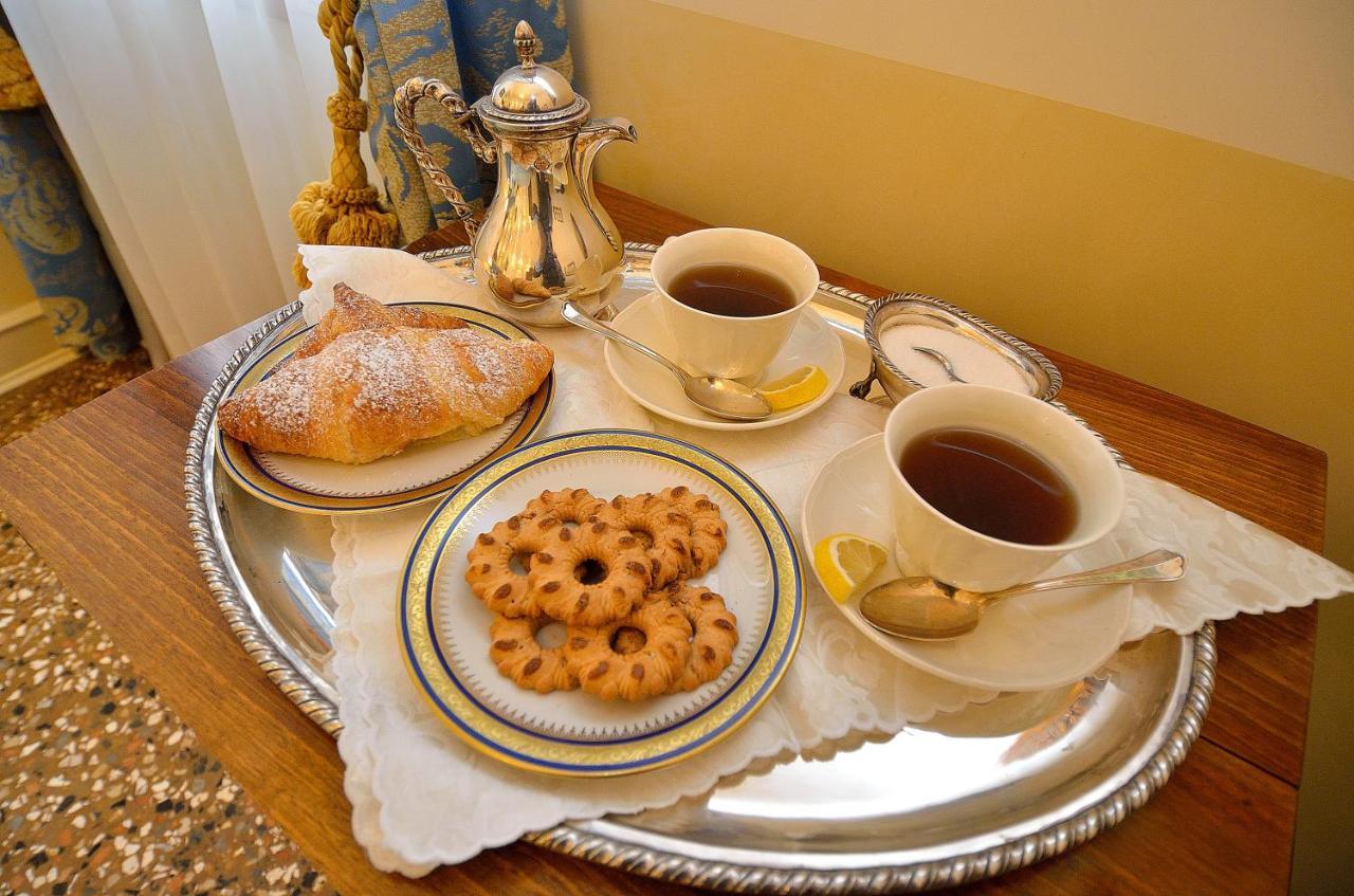 Palazzo Odoni Hotel Venice Room photo